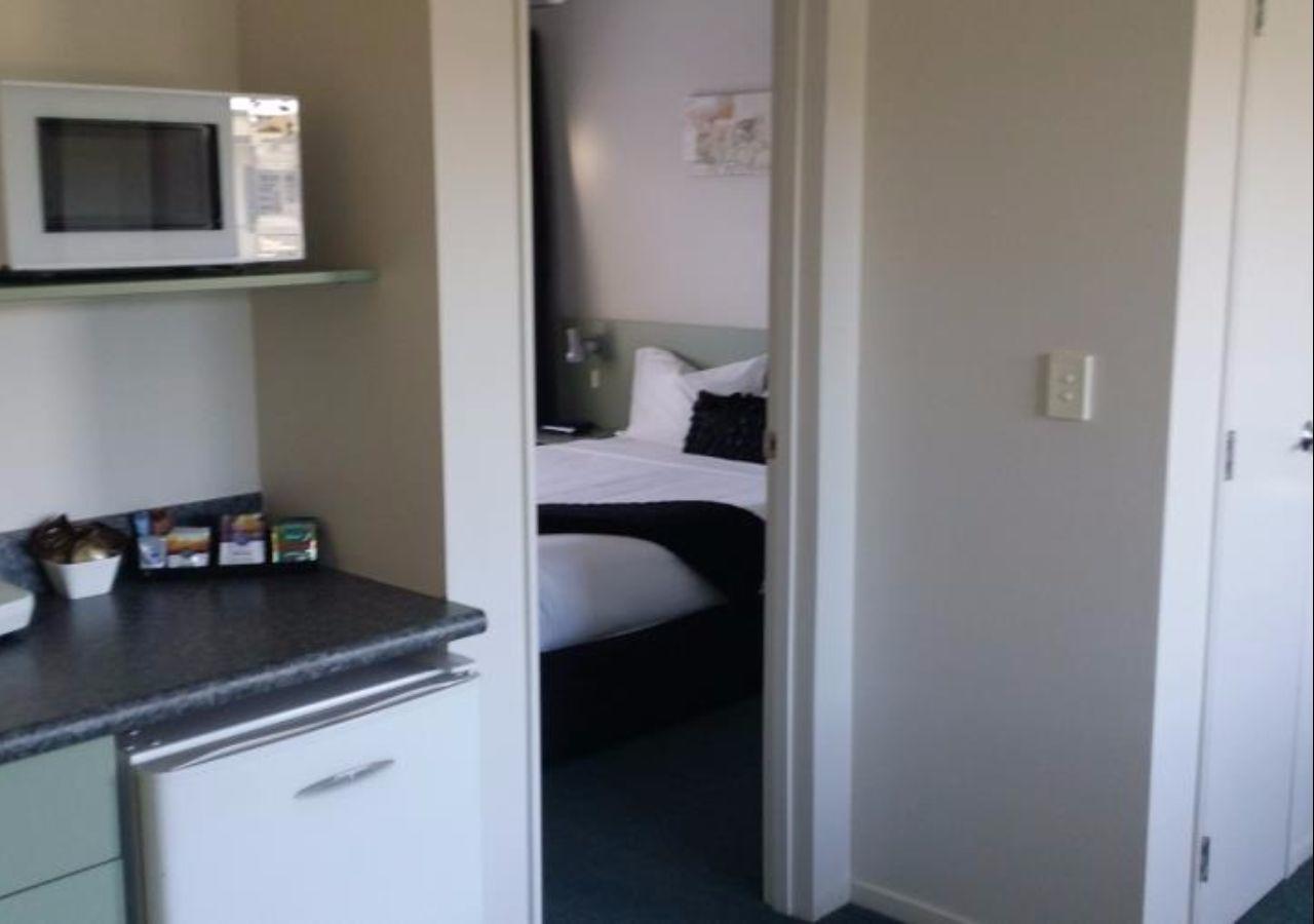 Asure Abode On Courtenay Motor Inn Ню Плимут Екстериор снимка