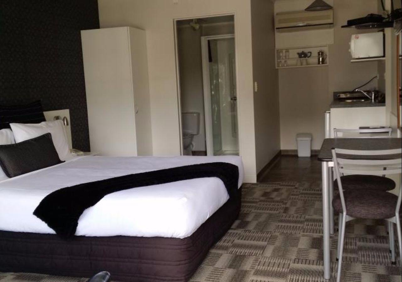 Asure Abode On Courtenay Motor Inn Ню Плимут Екстериор снимка