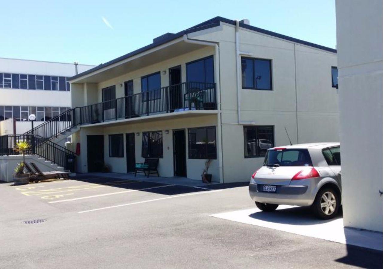 Asure Abode On Courtenay Motor Inn Ню Плимут Екстериор снимка